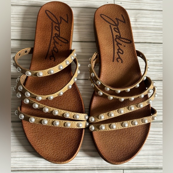 Zodiac Brown Sandals with Decorative Straps - Picture 1 of 4